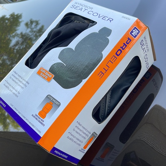Wyndsor Pro Elite seat cover, set of 2, black. Never used open box
SOLD OUT!!! - Picture 2 of 5